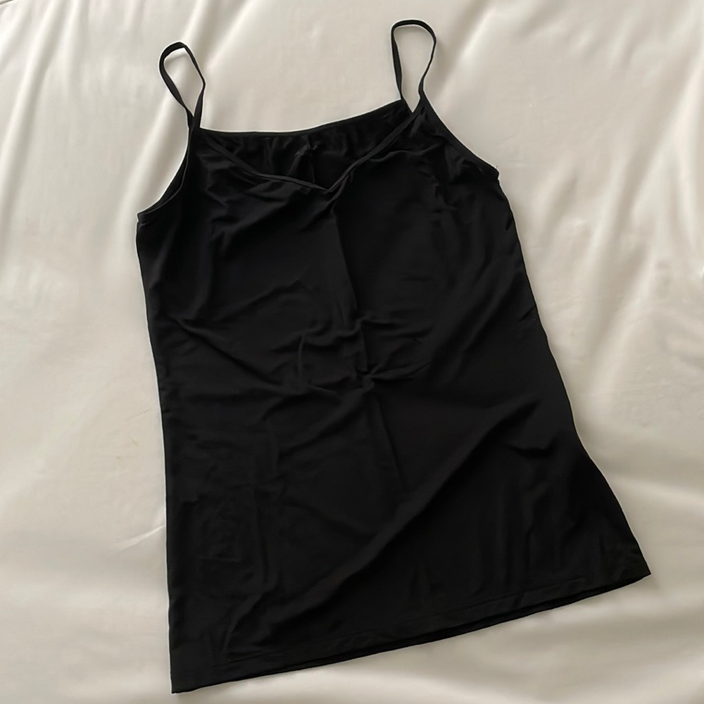 Uniqlo: AIRism Camisole